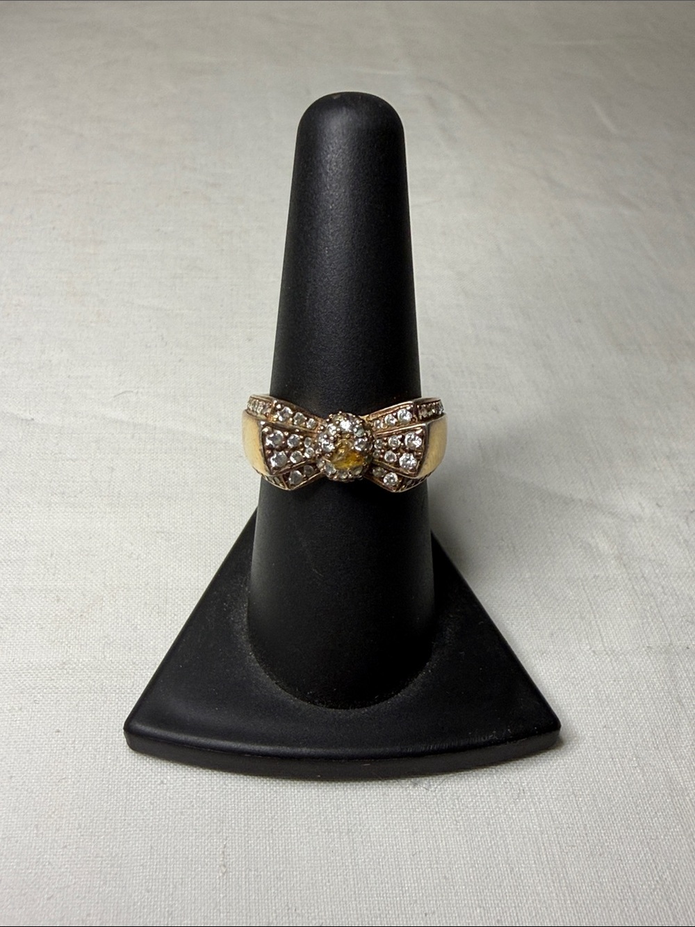 Vivienne Westwood Pamela Ribbon Ring Gold Tone Crystal Bow Size 8